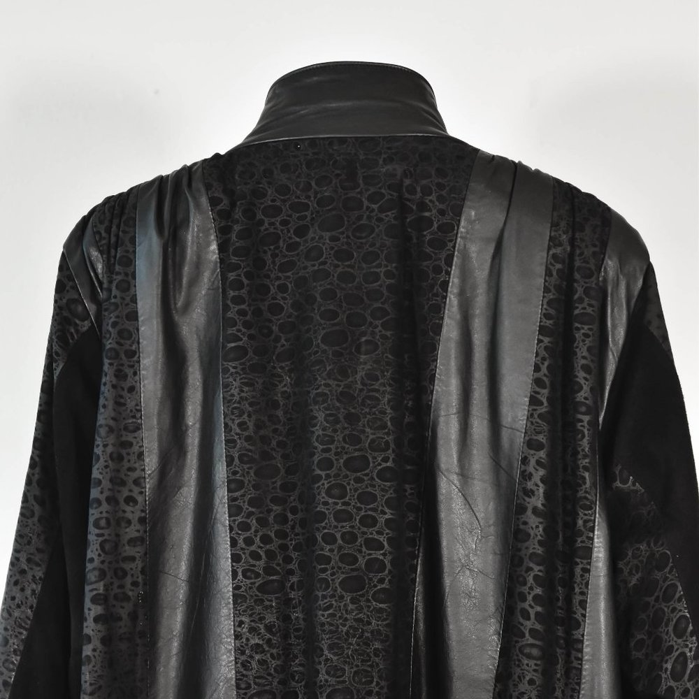 Vintage 80s Black Leather and Suede Trench Coat - Picture 11 of 11